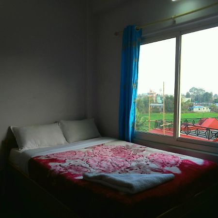 Hotel Aarjan And Restaurant Pokhara Zewnętrze zdjęcie