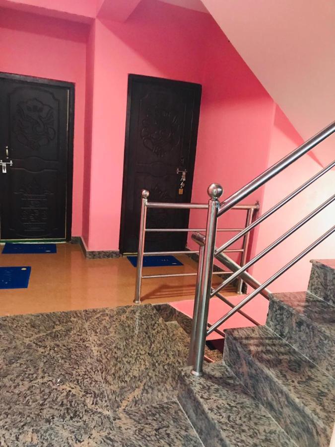 Hotel Aarjan And Restaurant Pokhara Zewnętrze zdjęcie